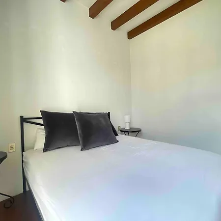 Apartment In Arnaldo Square