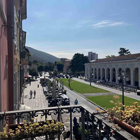 Apartmán In Arnaldo Square Brescia