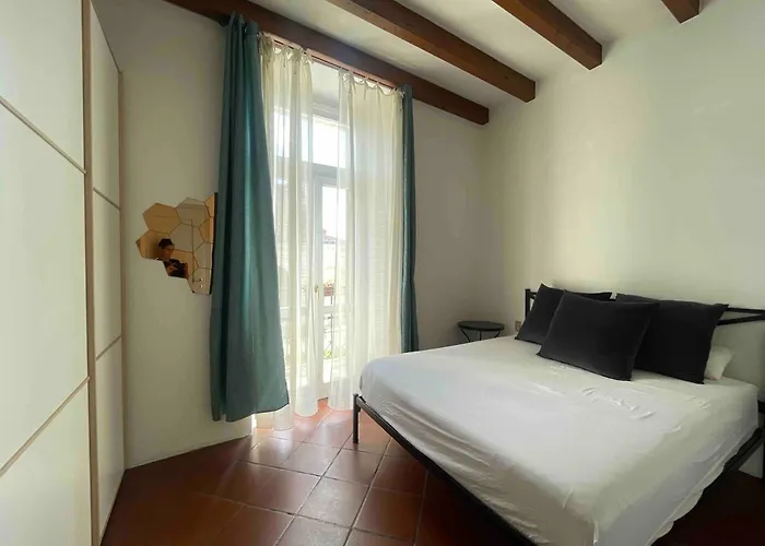 In Arnaldo Square Apartmán Brescia