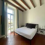 Apartment In Arnaldo Square Brescia