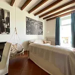 In Arnaldo Square Apartment