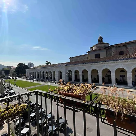 In Arnaldo Square Appartement Brescia