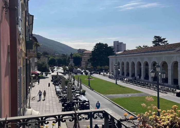 Appartement In Arnaldo Square Brescia