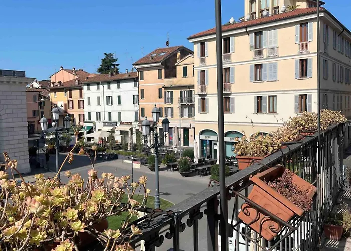 In Arnaldo Square Appartement